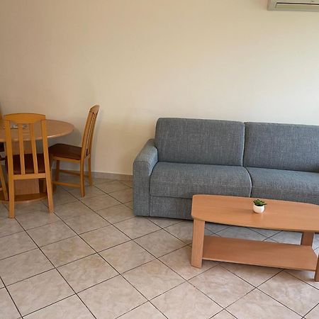 Frejus Plage T2, Piscine, Parking, Plages A 200M מראה חיצוני תמונה